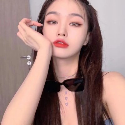 埃莱扎·施莱辛格:战妆